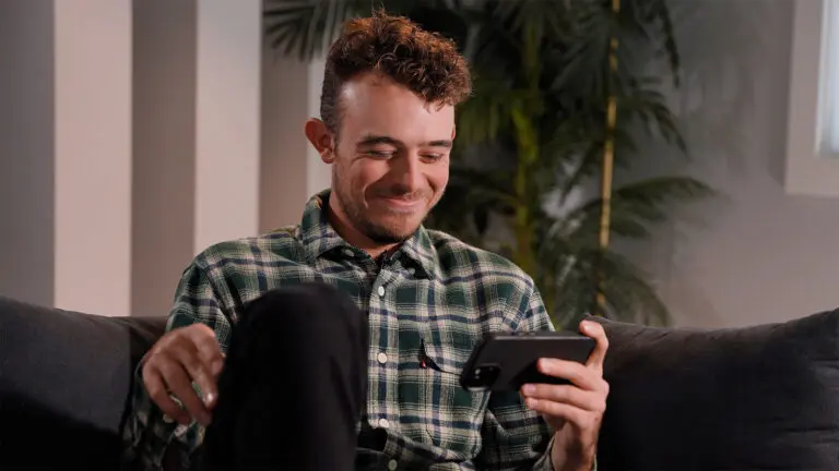 _2 GOOD ONE Photo Ribbon B roll clips COMPILATION 4K.00_11_34_19.Still012